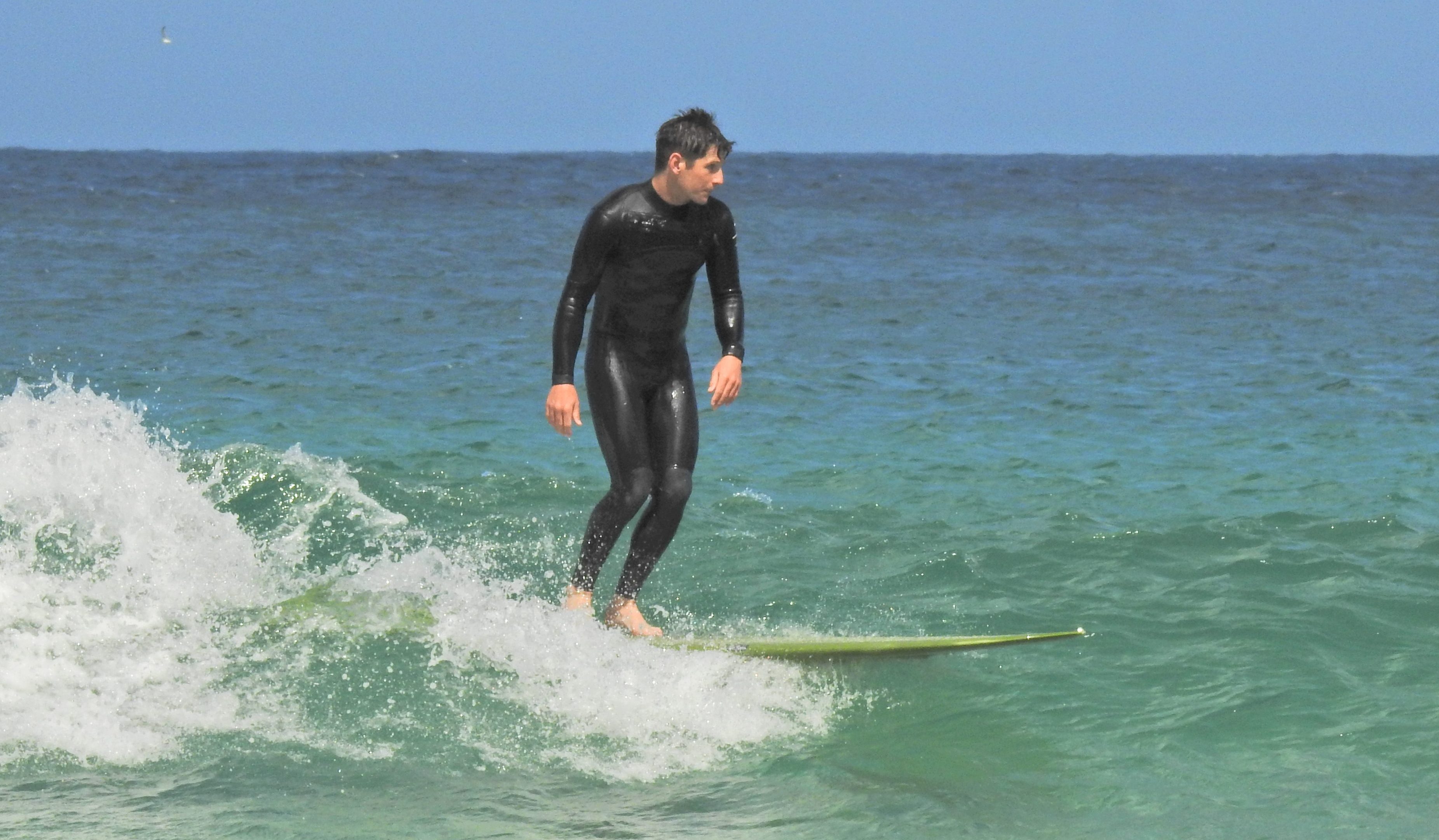 Super Sunday Swell Sparks Swelly Session